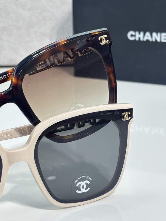 Picture of Chanel Sunglasses _SKUfw79760976fw
